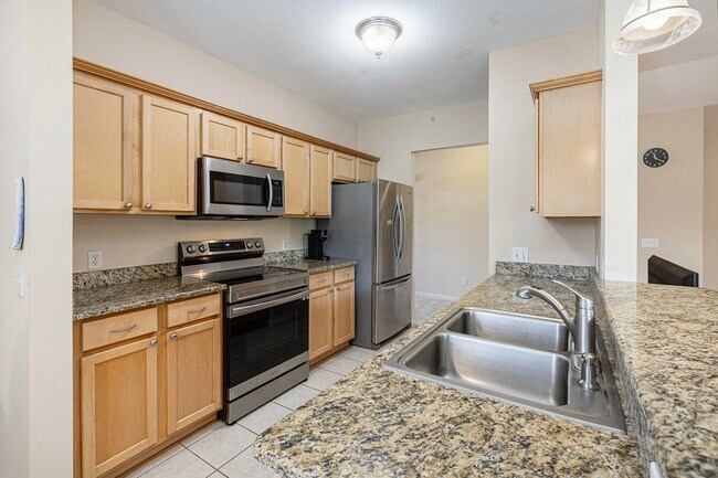 Building Photo - 331 Scio Village Ct