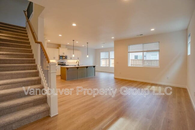 Building Photo - 1605 NE 180th Ave