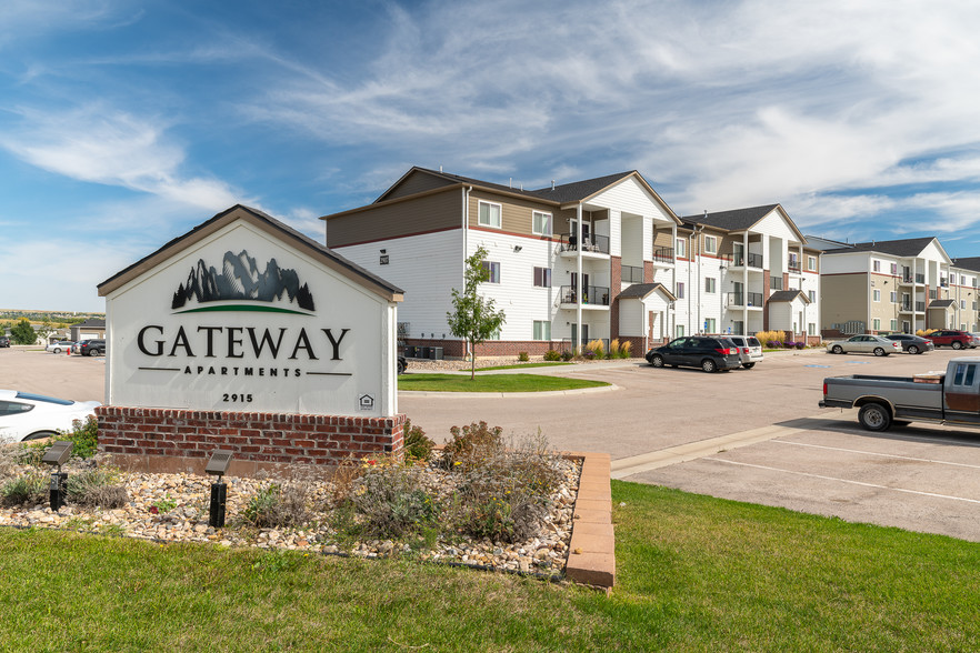 Front Sign - Gateway