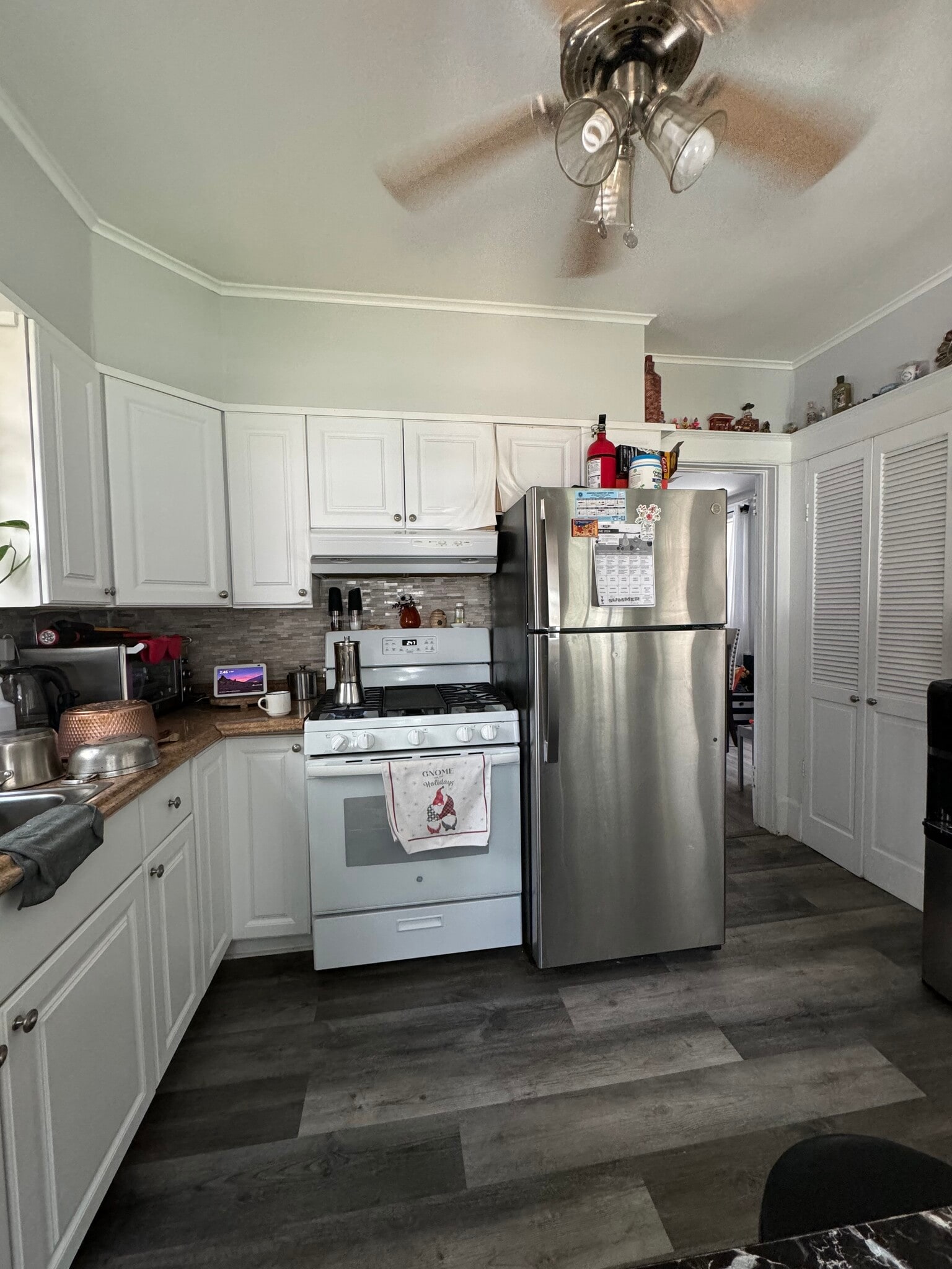 Building Photo - 19 Maple St