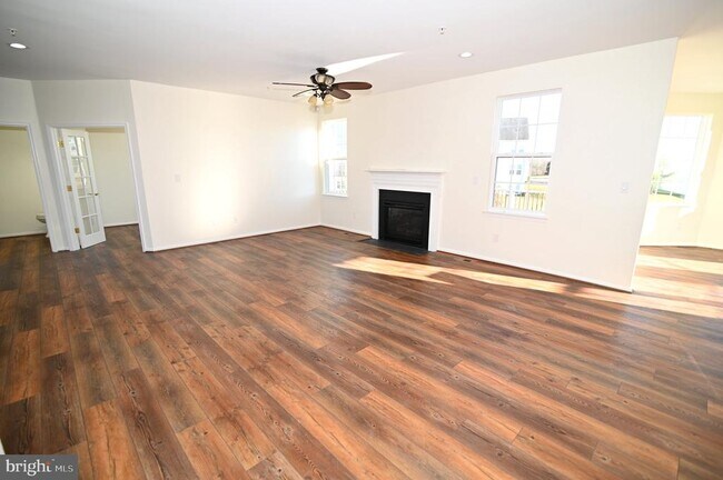 Building Photo - 7001 Chaptico Ct