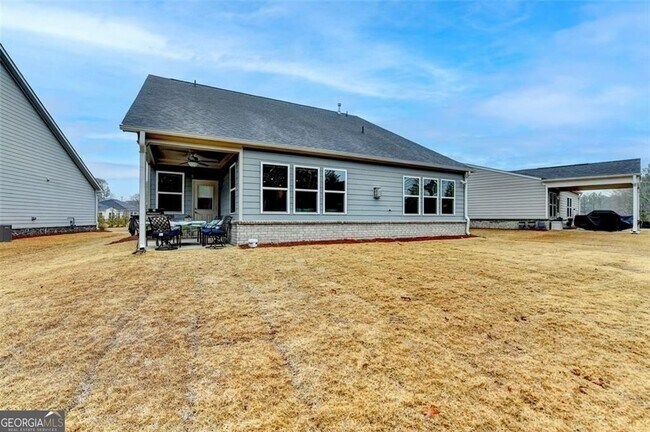 Building Photo - 811 Pineberry Ct