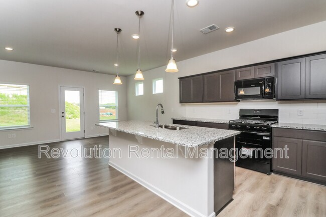 Building Photo - 415 Sierra Pt
