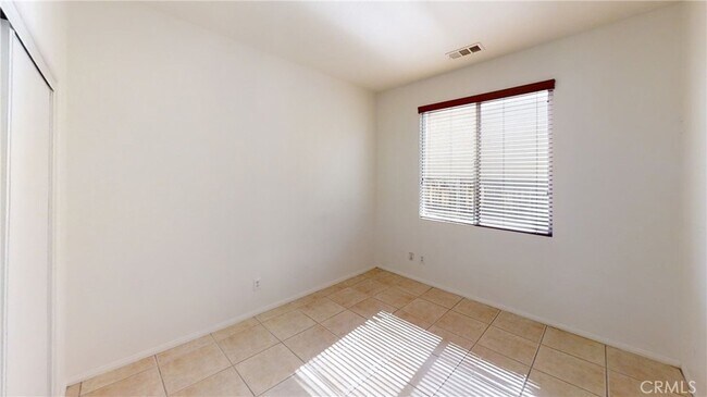 Building Photo - 1517 Sundance Dr