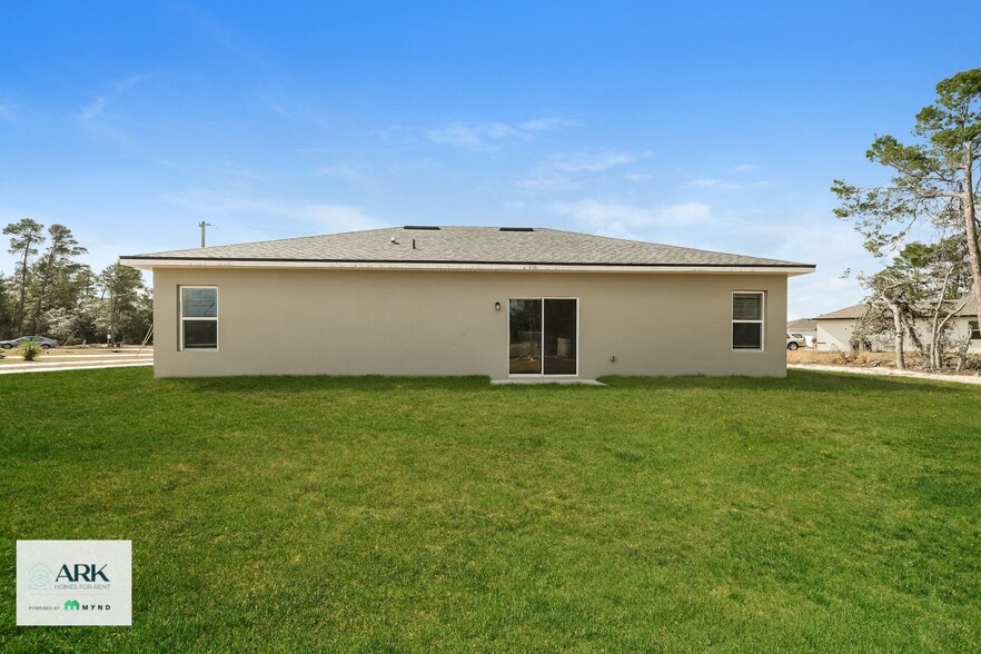 Building Photo - 249 Elm Ct