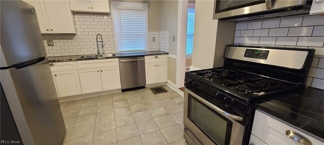 Building Photo - 4208 John Ct