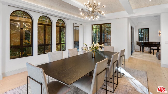 Building Photo - 7801 Hillside Ave