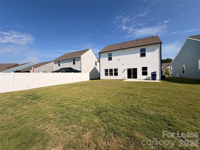 Building Photo - 242 Redondo Dr
