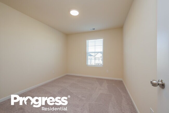 Building Photo - 141 Hamilton Pointe Dr