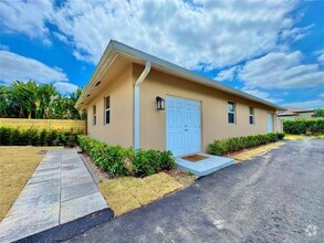 Building Photo - 14450 SW 24th St