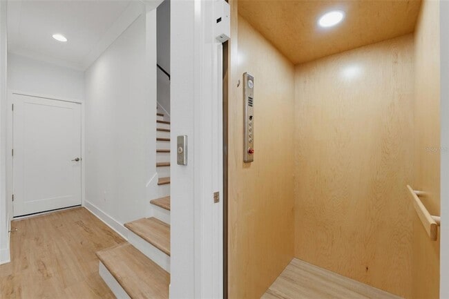 Building Photo - 946 Highland Ave