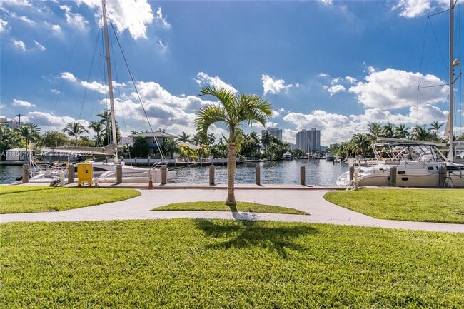 Primary Photo - 301 Golden Isles Dr