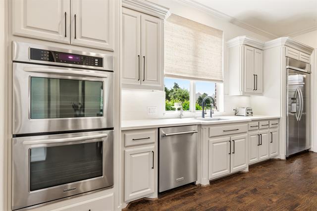 Building Photo - 4101 Chimney Rock Dr
