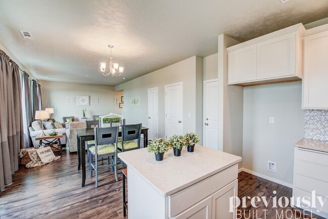 Building Photo - Stunning 3 Bed, 2.5 Bath Home in Spokane Valley! *HOLIDAY SPECIAL: $500 OFF!*