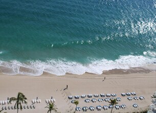 Building Photo - 3900 Galt Ocean Dr