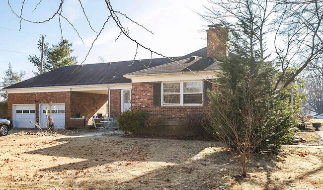 Building Photo - 201 Alcott Rd