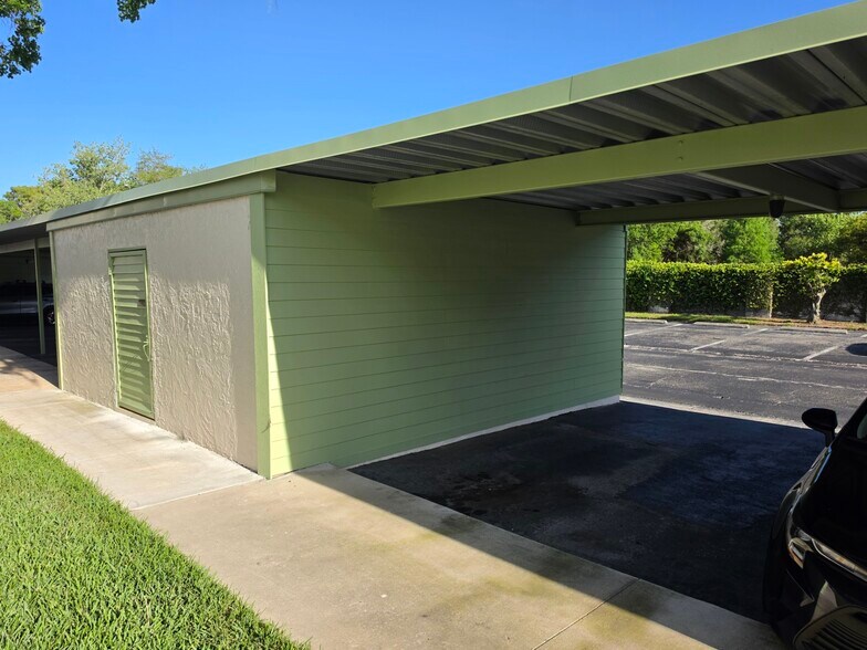 Building Photo - 4158 Pinelake Ln