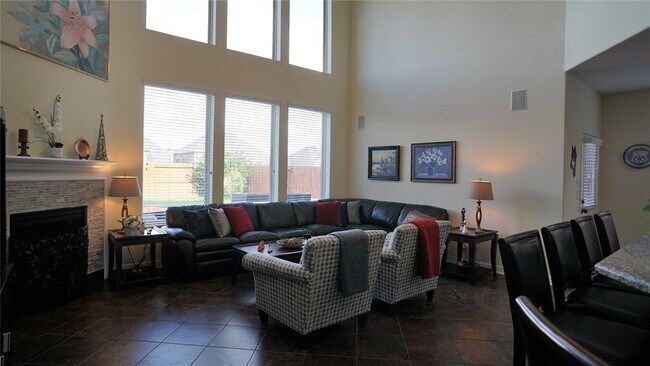 Building Photo - 10506 Hartfield Bluff Ln