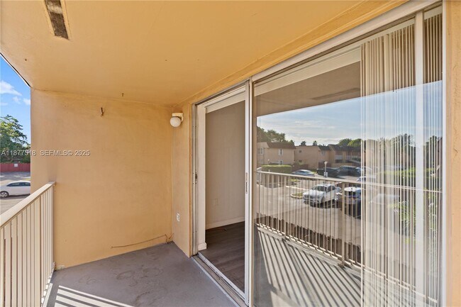 Building Photo - 9972 SW 88th St