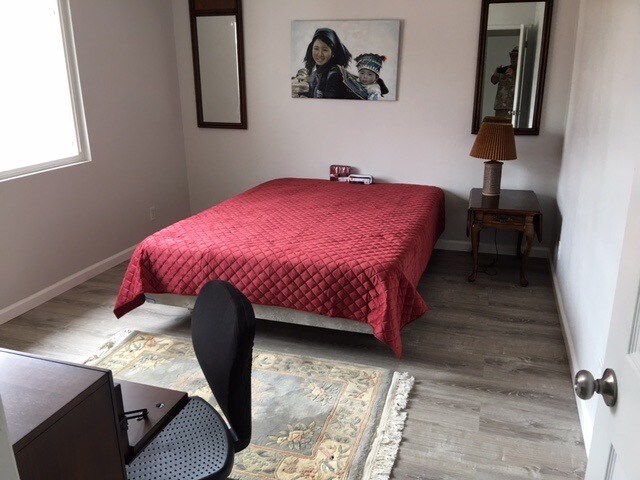 Building Photo - 4810 Loukelton Way