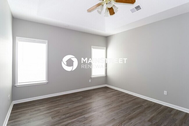 Building Photo - 3 Bedroom Pet-Friendly Home in CORDOVA, TN with Main Street Renewal