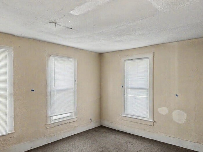 Building Photo - 490 Gage St