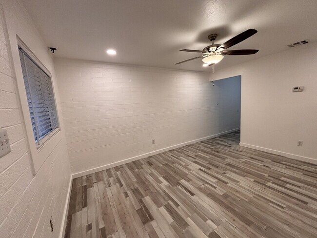Building Photo - Available Now! One Bedroom Near Old Town S...