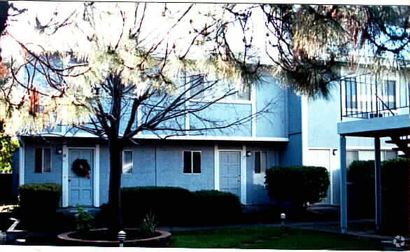 Building Photo - The Briars And Belvedere Apartment