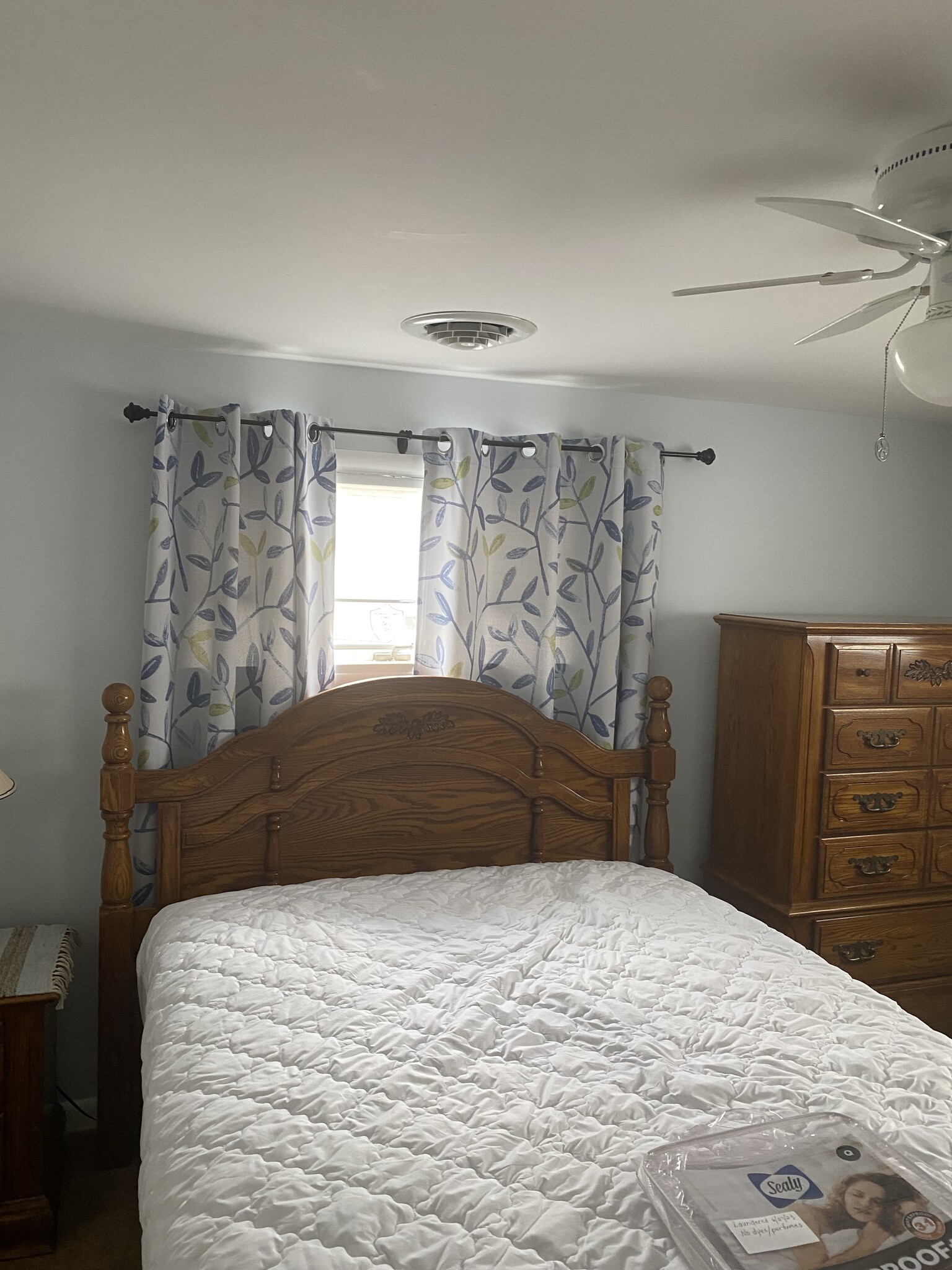 new mattress and cell blinds - 741 Ferdinand St