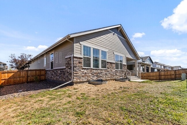 Building Photo - 24246 E Ohio Dr