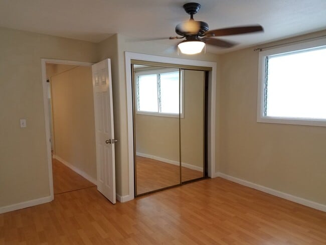 Building Photo - 2br/1ba/2pkg in Coconut Grove Kailua near ...
