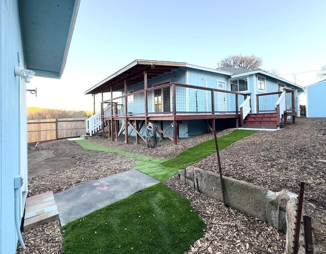 Building Photo - 16060 39th Ave