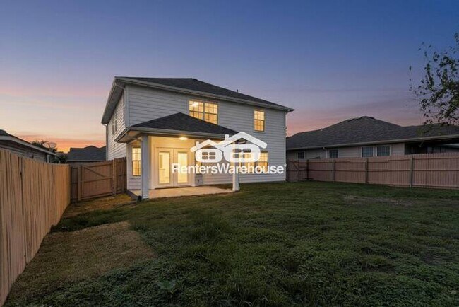 Building Photo - Haslet New Listing Completely Refreshed