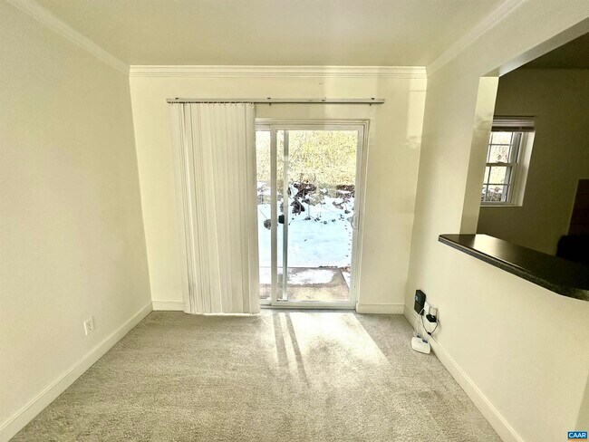 Building Photo - 835 Fountain Ct