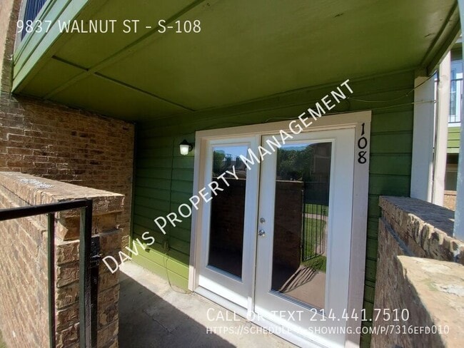 Building Photo - 9837 Walnut St