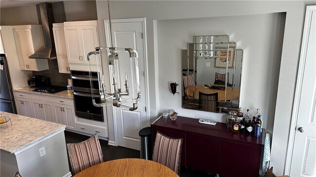 Building Photo - 6428 Canopy Dr