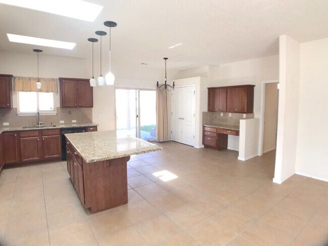 Building Photo - Spacious 2 bedroom home in gated 55+ Community w/ community pool in Bernalillo/Rio Rancho. Close ...