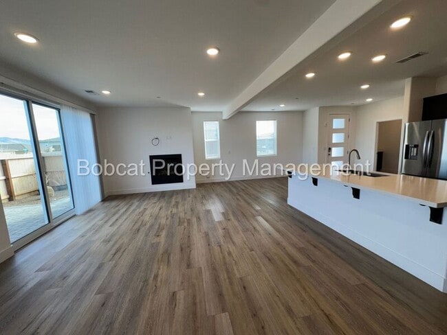 Building Photo - 3671 Pulsar Ln