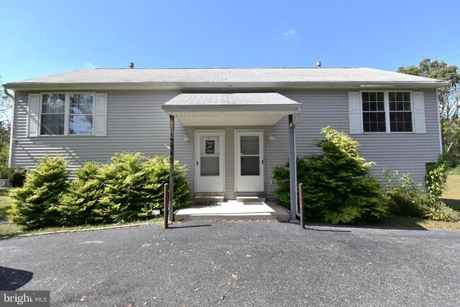 Building Photo - 3580 S Main Rd