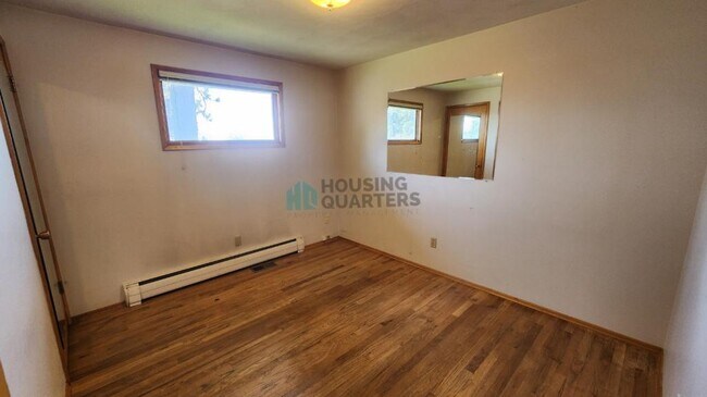 Building Photo - 2631 W Dell Dr