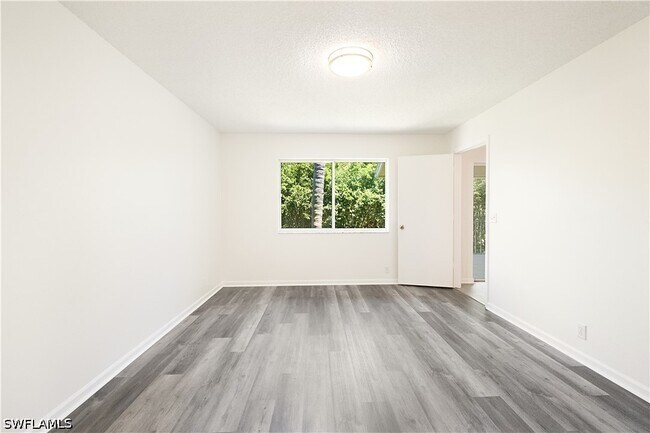Building Photo - 7791 Esmeralda Way