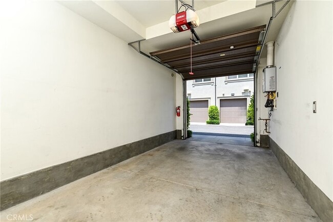 Building Photo - 100 Kempton
