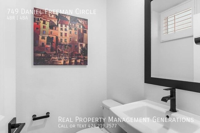 Building Photo - 749 Daniel Freeman Cir