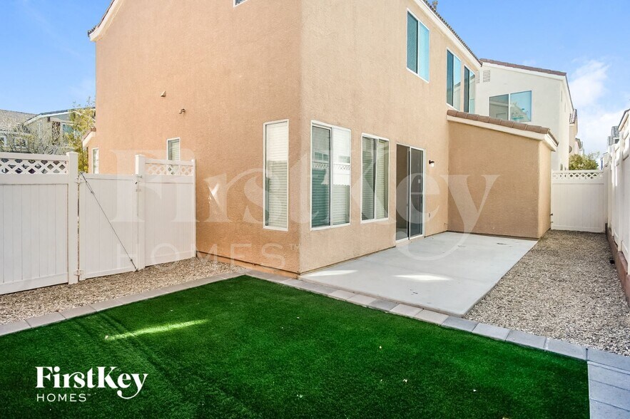 Building Photo - 7617 French Springs St