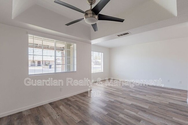 Building Photo - 2335 W Desiree Ln