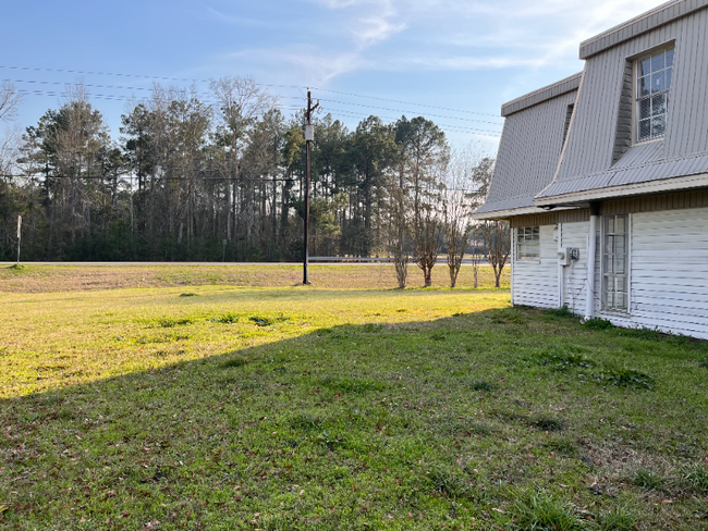 Building Photo - 104 Tara Dr