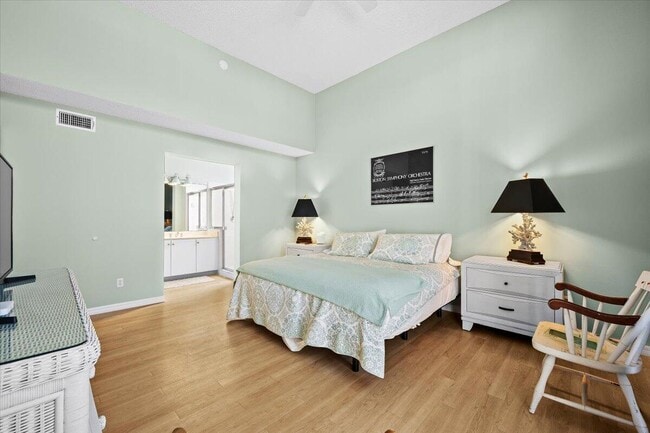 Building Photo - 301 Mainsail Cir