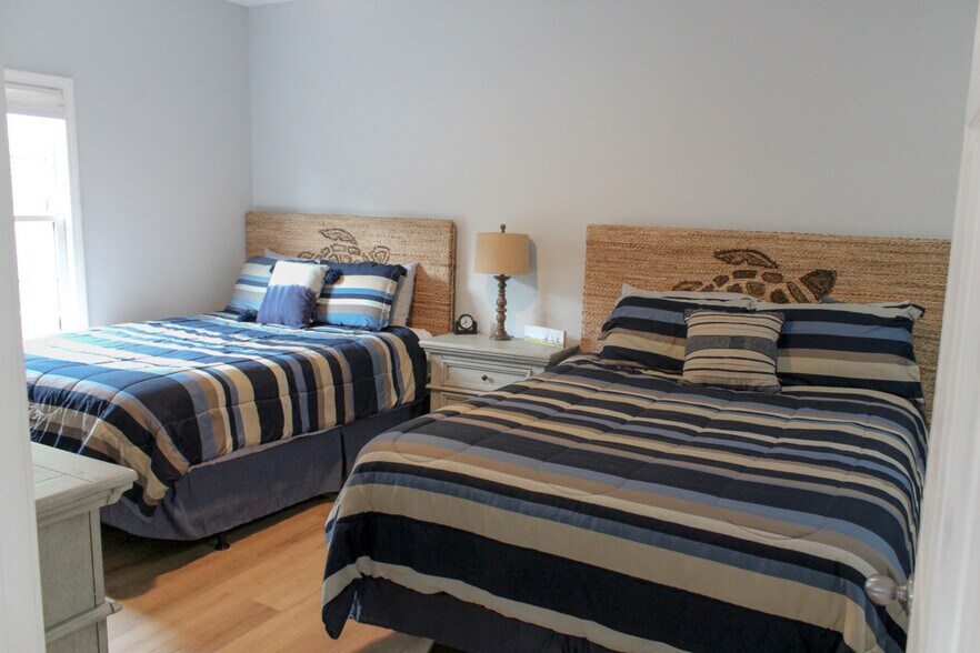 Building Photo - 125 Royal Poste Rd