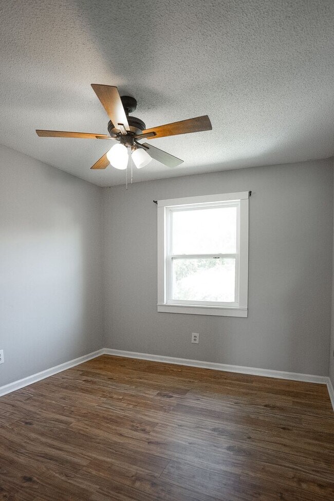 Building Photo - 2398 Winston Way