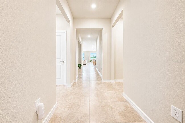 Building Photo - 3130 Norcott Dr